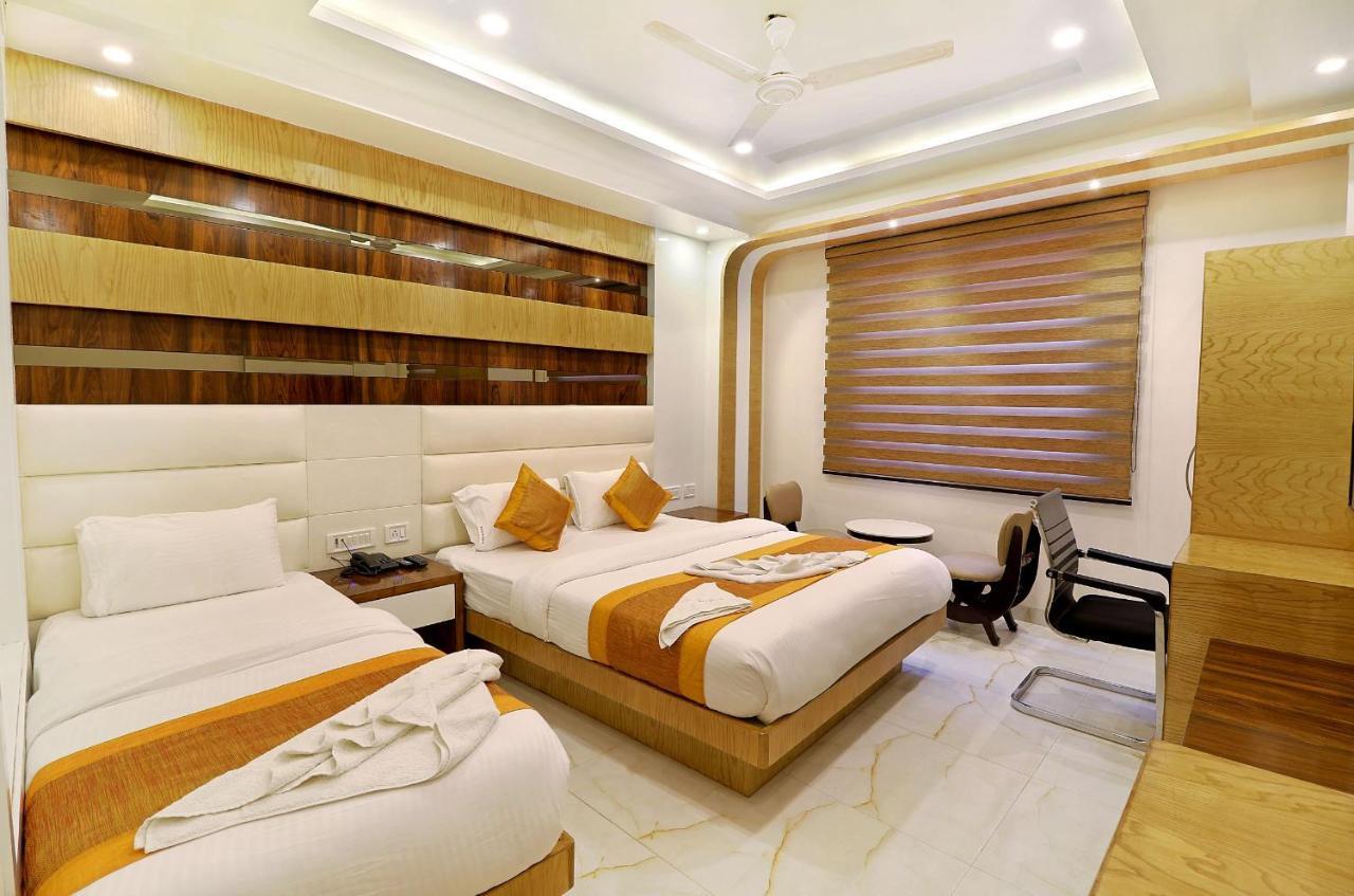 Hotel York Legacy -3 Minutes Walk From New Delhi Railway Station 'The 5 Star Ambience' Newly Built Экстерьер фото